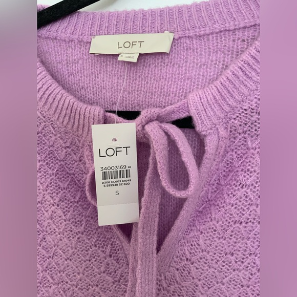 LOFT Lavender Knit Sweater - Picture 4 of 16